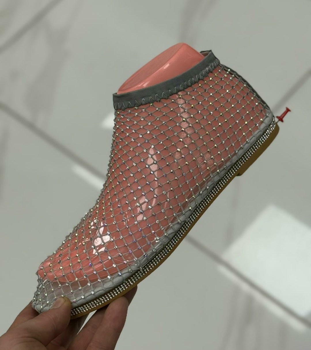 ,босоножки в сетку,модные босоножки,босоножки с перфорацией,женские босоножки