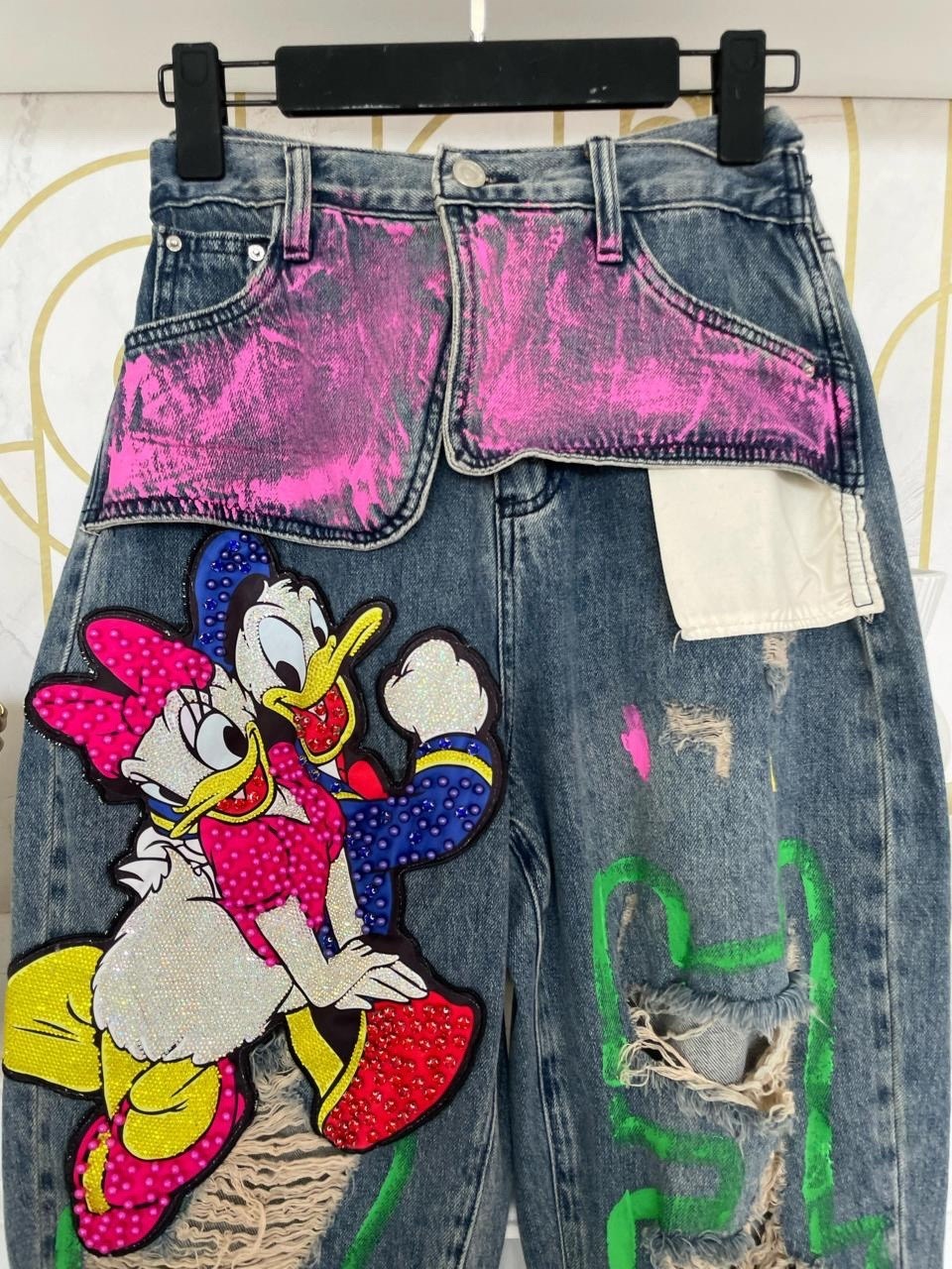 стильные женские джинсы,женские джинсы,дизайнерские джинсы,дизайнерские джинсы бананы