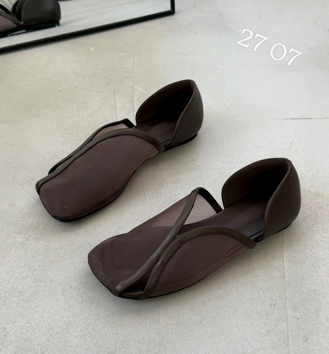 ,туфли на плоской подошве,женская ,модные шлепанцы,стильные балетки