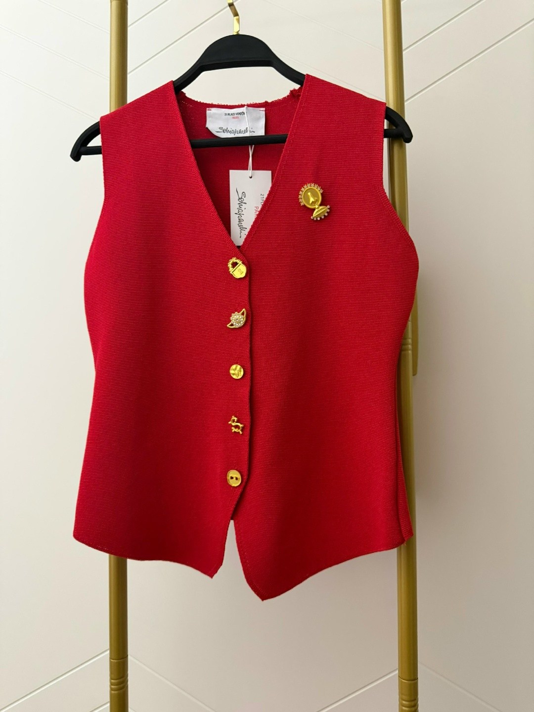 жилет dilana vip 2007 красный,жилет dilanavip 2007 красный,красный жилет,женский жилет,элегантный жилет красный