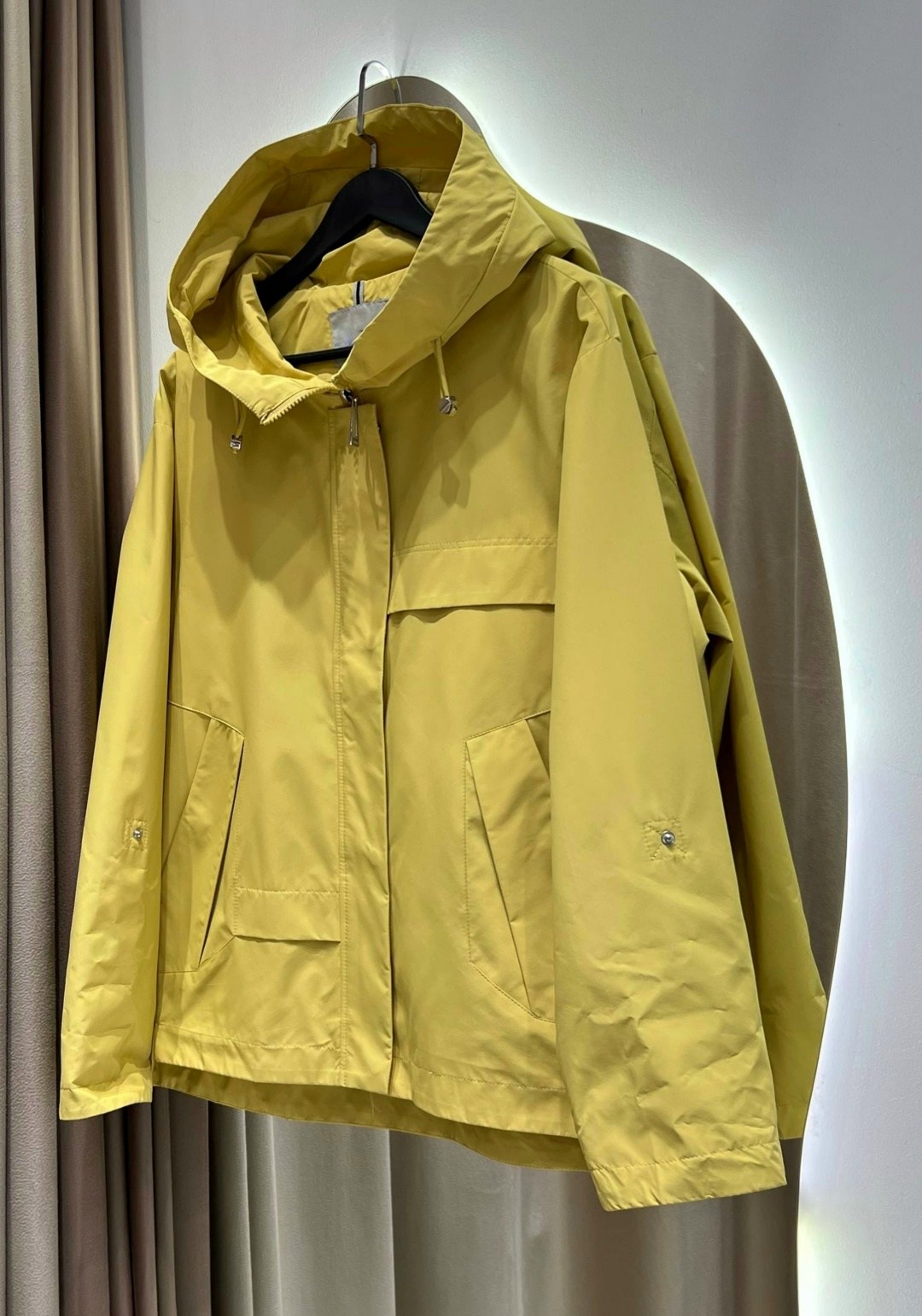 демисезонная куртка,ветровка женская,куртка женская,ветровка,летняя куртка