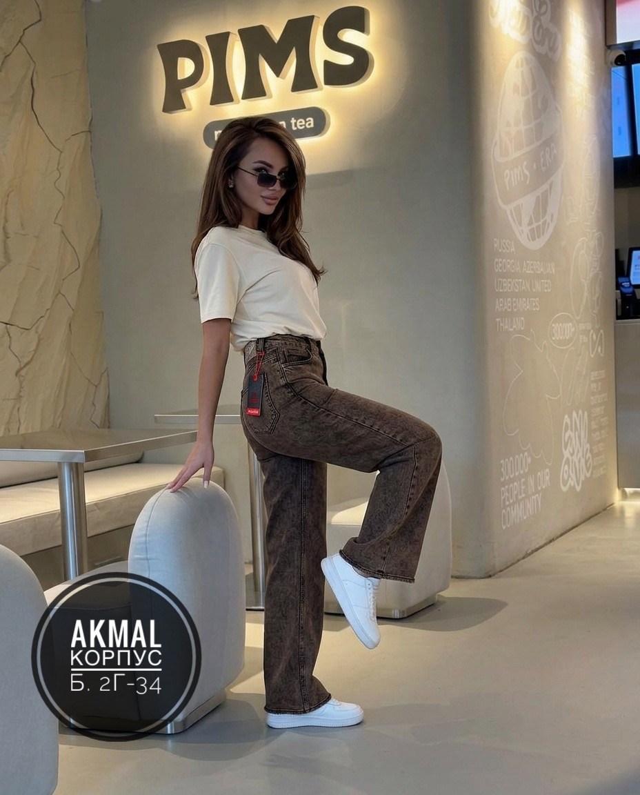 женские джинсы,удлиненные прямые джинсы с потертостями в стиле ретро,модные джинсы,джинсы широкие,брюки джинсы