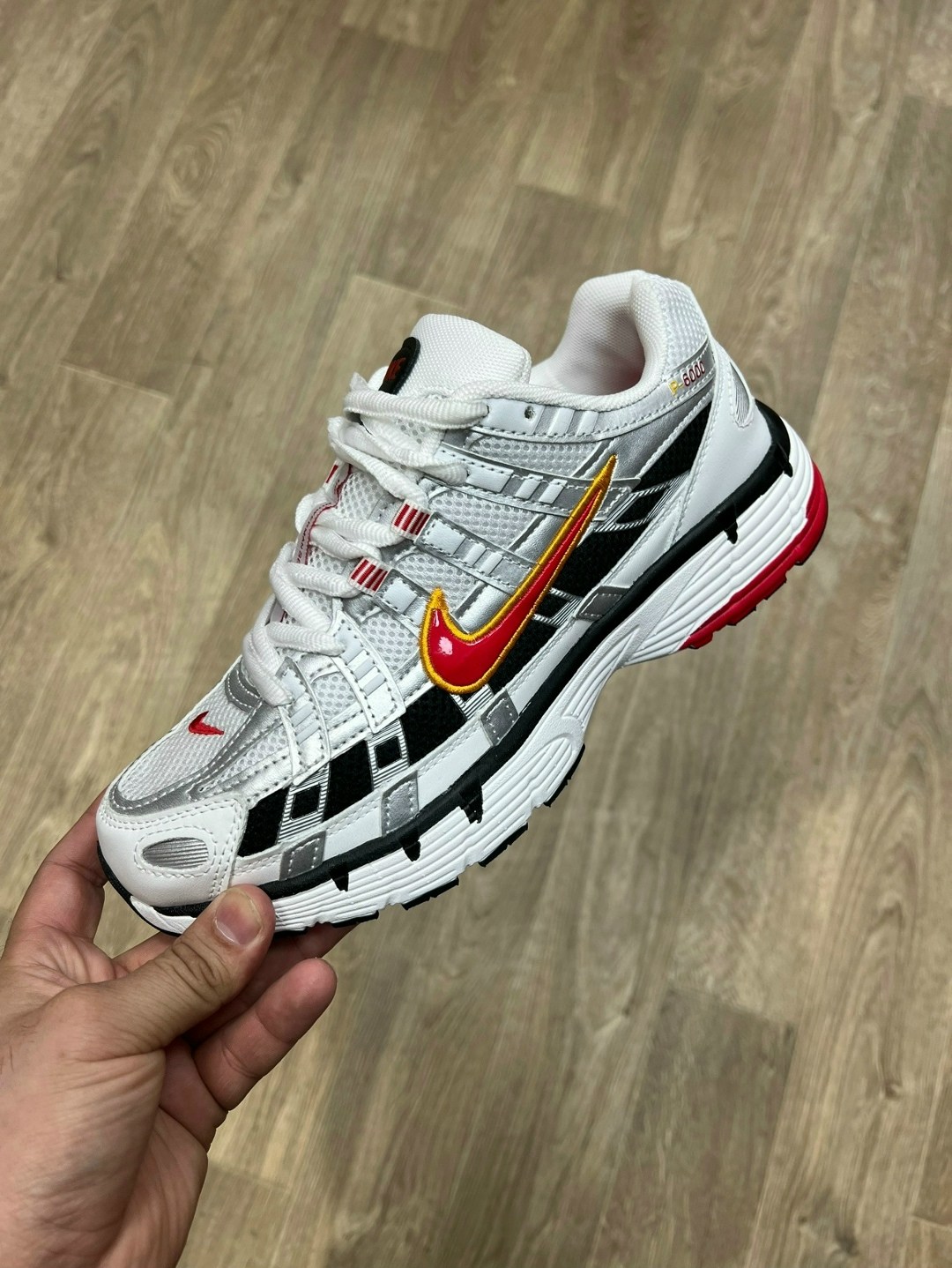 кроссовки,кроссовка мужской,кроссовки nike,кроссовки nike air zoom vomero 5,мужские кроссовки