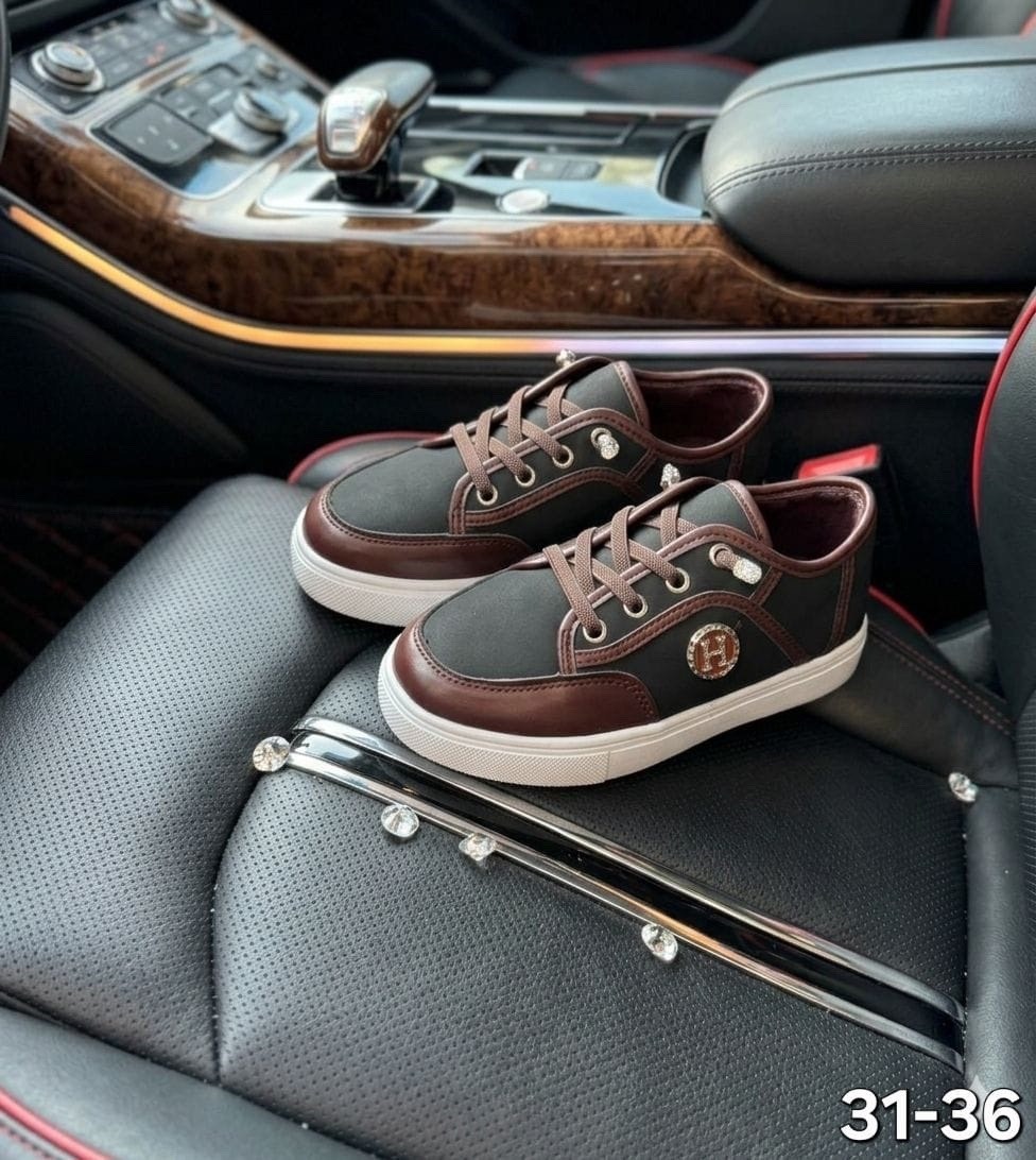 ,женские и мужские кроссовки,кроссовки gucci,кроссовки,брендовая