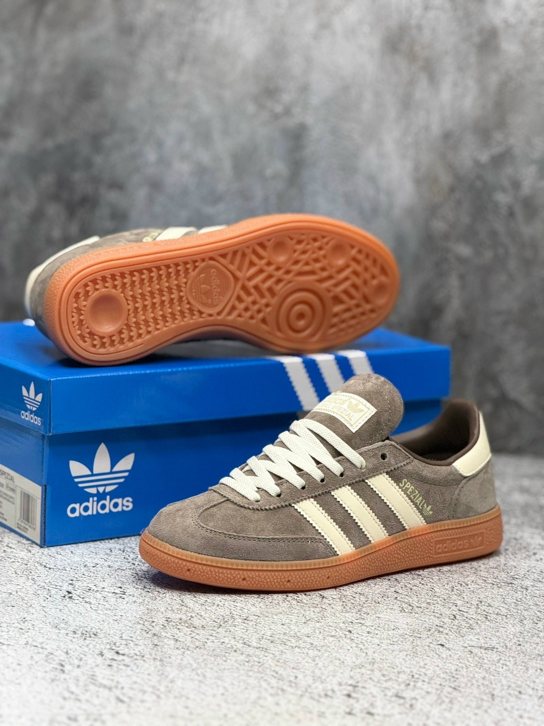 кроссовки adidas spezial,кроссовки adidas originals handball spezial,кроссовки adidas handball spezial,adidas коричневые замшевые кроссовки spezial для женщин,кроссовки адидас originals spezial og adi