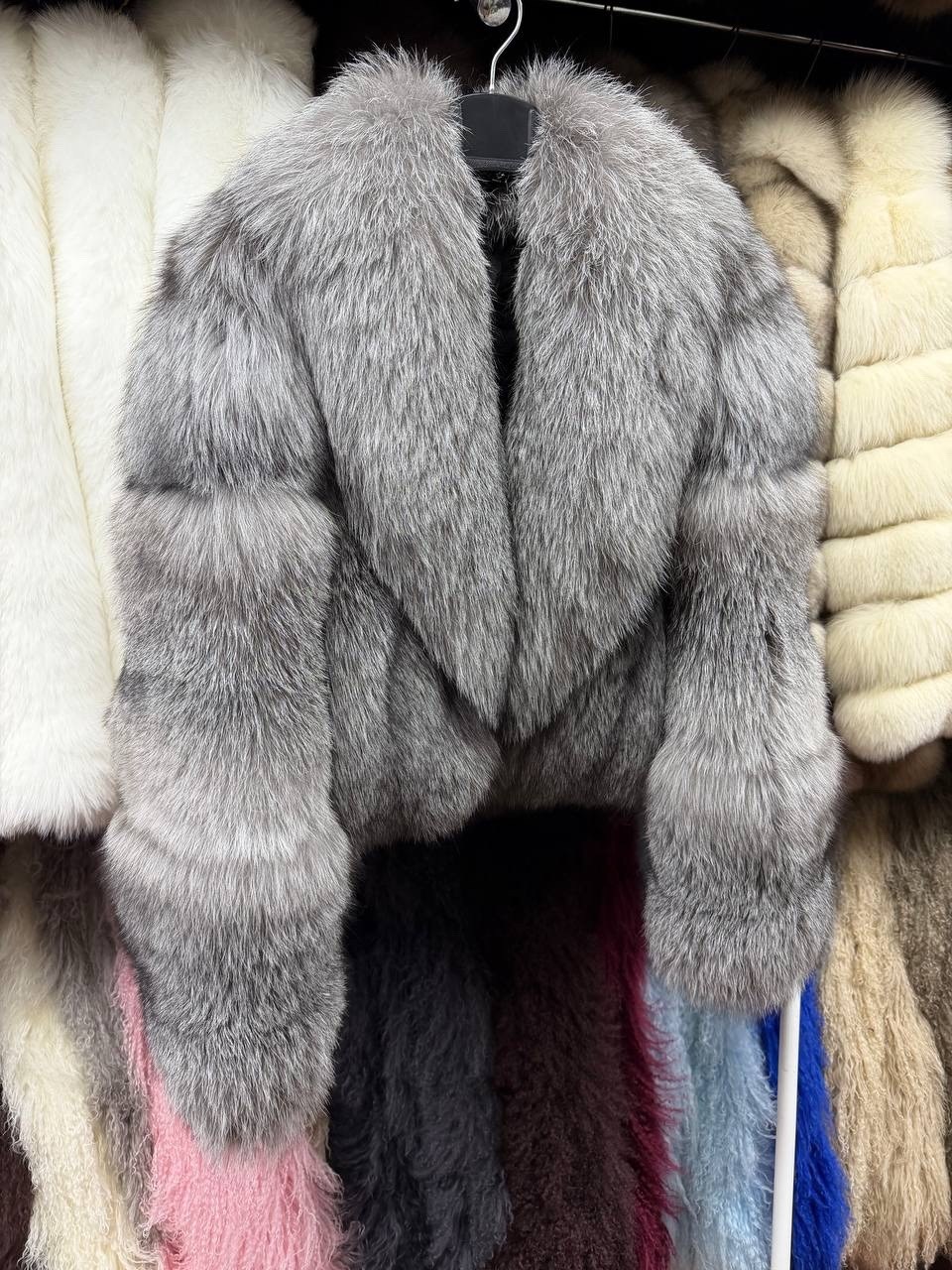 шуба двухсторонняя,женская шуба из натурального меха чернобурки,женская шуба из натурального лисьего меха,меховая куртка,шуба женская