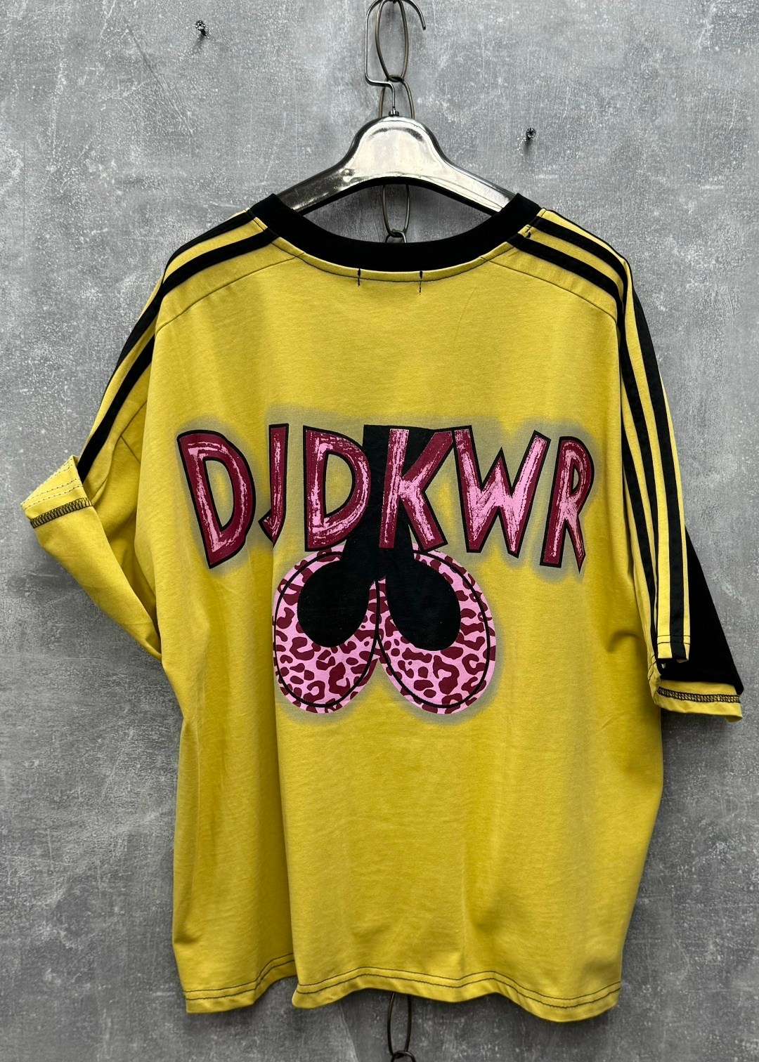 футболка женская,футболки женские с принтом,футболки женская оверсайз,стильная футболка,футболка с принтом