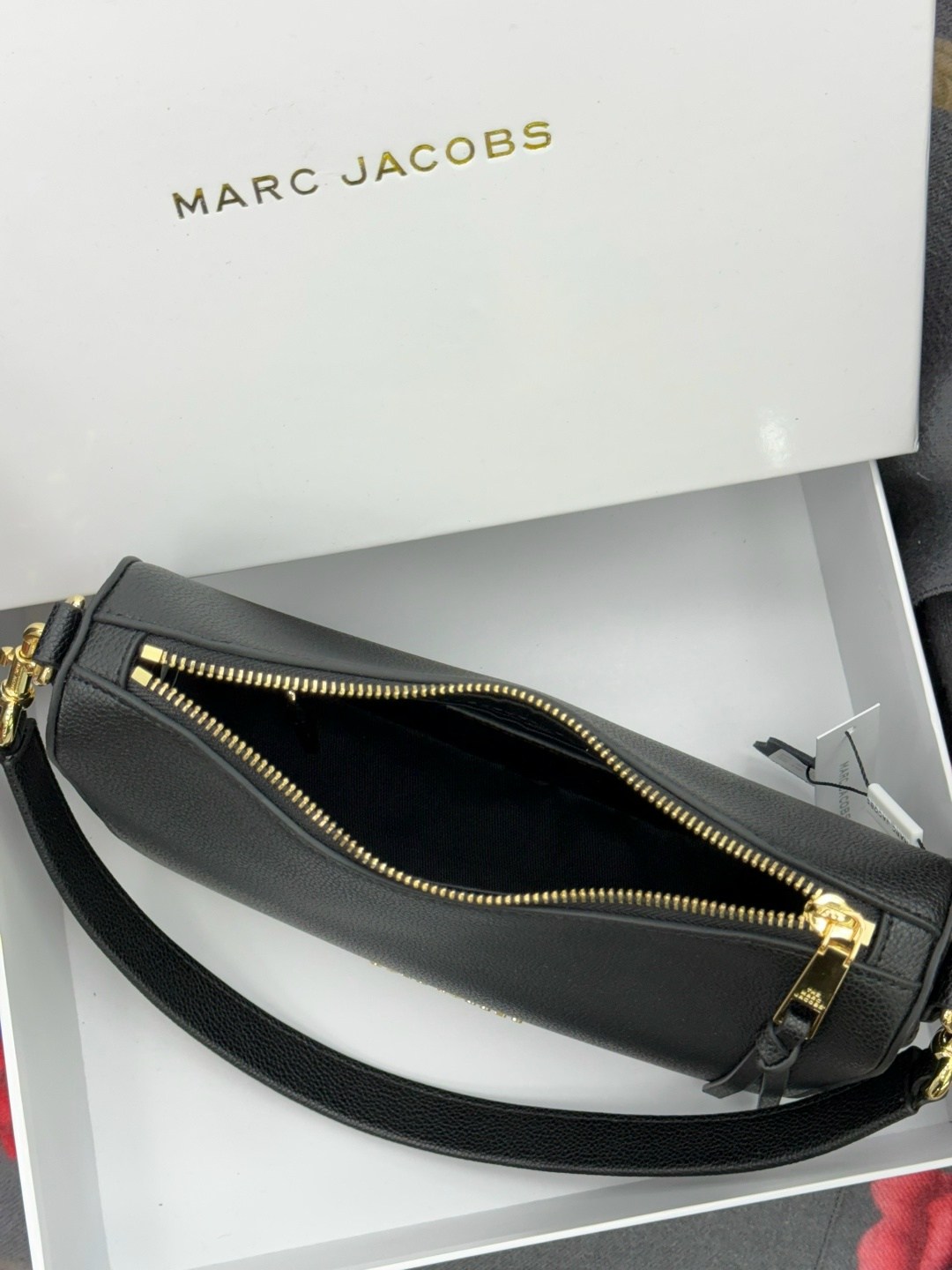 marc jacobs сумка женская,сумка marc jacobs натуральная кожа,marc jacobs сумка,сумка,сумка-хобо от marc jacobs из натуральной кожи