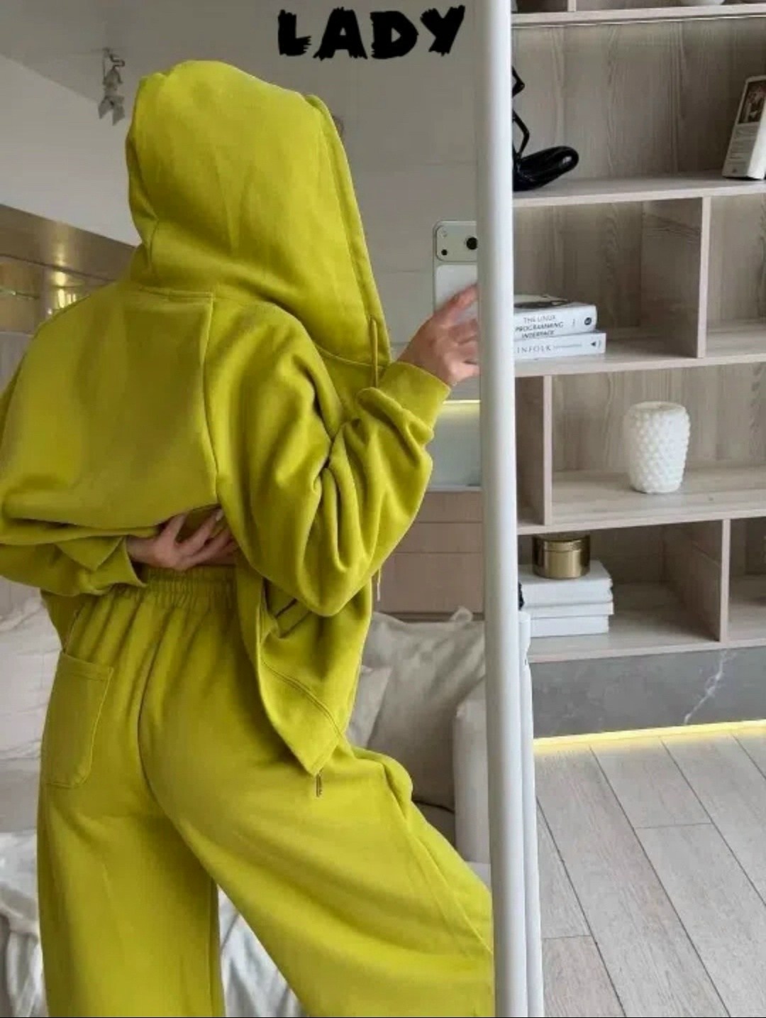 женский спортивный костюм,женский спортивный костюм на флисе,женский спортивный костюм c зип худи,спортивный костюм,женский костюм