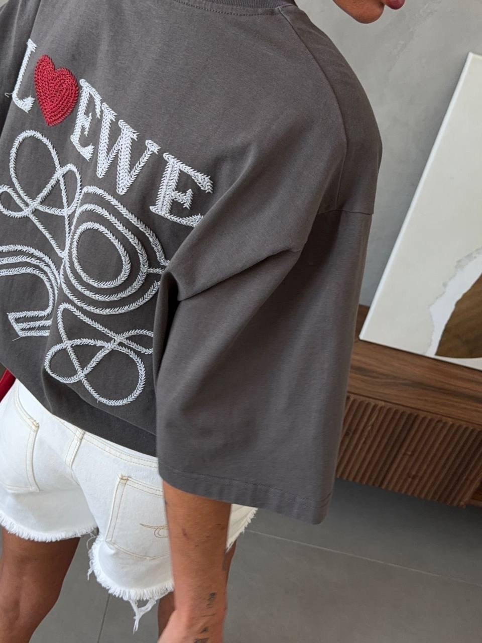 футболки женская оверсайз,футболка оверсайз,повседневные образы,футболки оверсайз с принтами