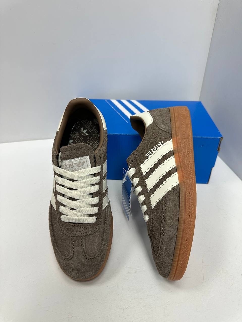 кроссовки adidas spezial,adidas moscow кроссовки spezial,adidas handball spezial,adidas grey spezial,кроссовки adidas handball spezial
