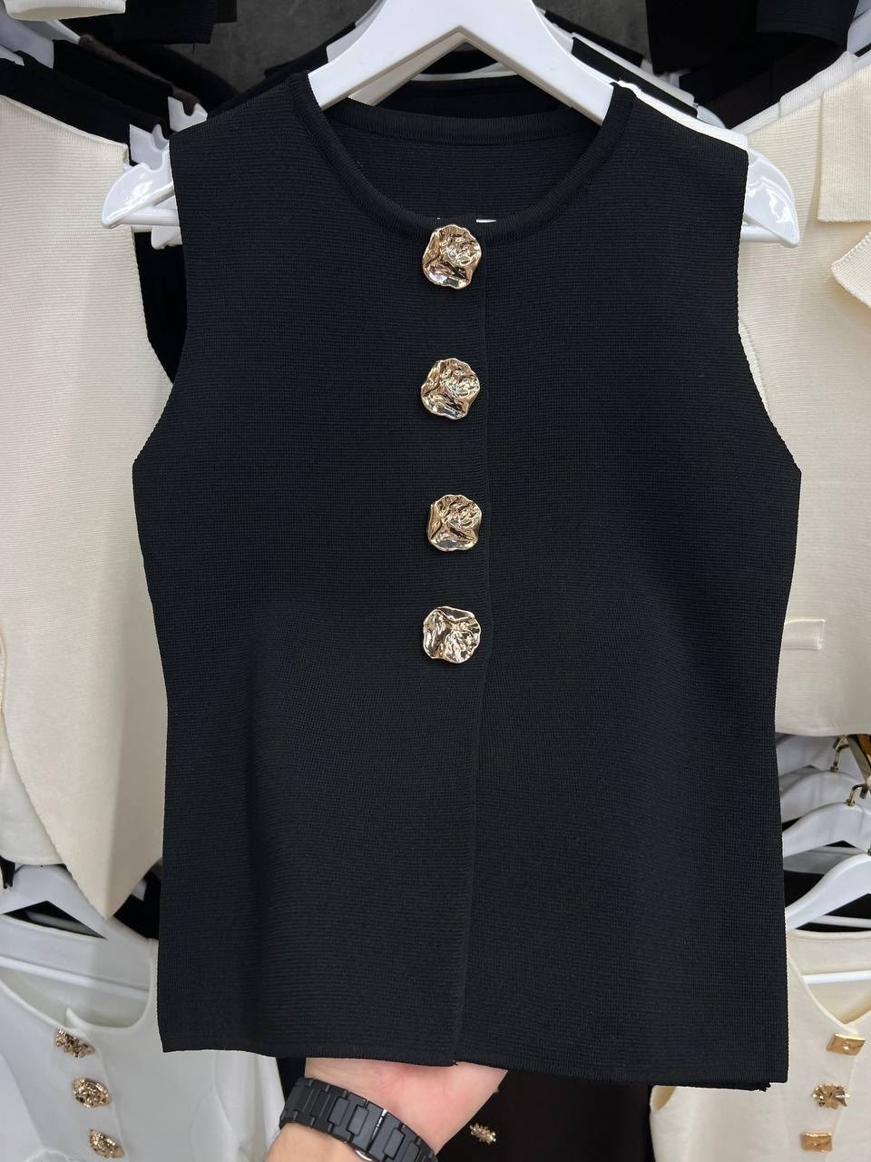 женский вязаный жилет,жилет для женщин,жилетка женская,жилет на пуговицах,жилетка трикотажная