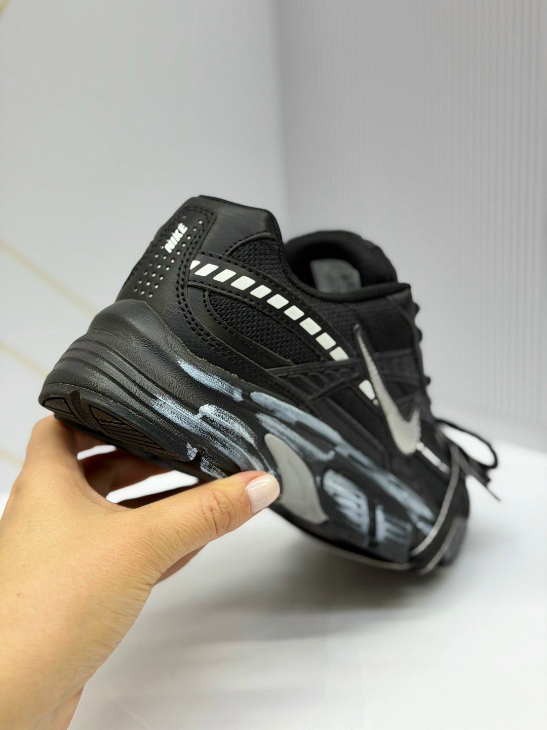 кроссовки nike initiator pink,кроссовки для женщин nike initiator pink,кроссовки nike женские,кроссовки женские nike initiator y2k pink,nike initiator w pink custom кроссовки женские