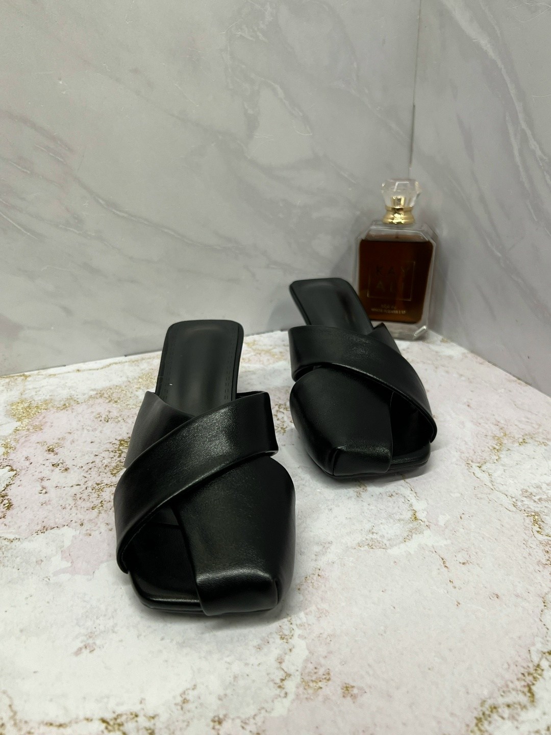 ,женские босоножки,каблуки босоножки,сандалии на каблуке,кожаные босоножки