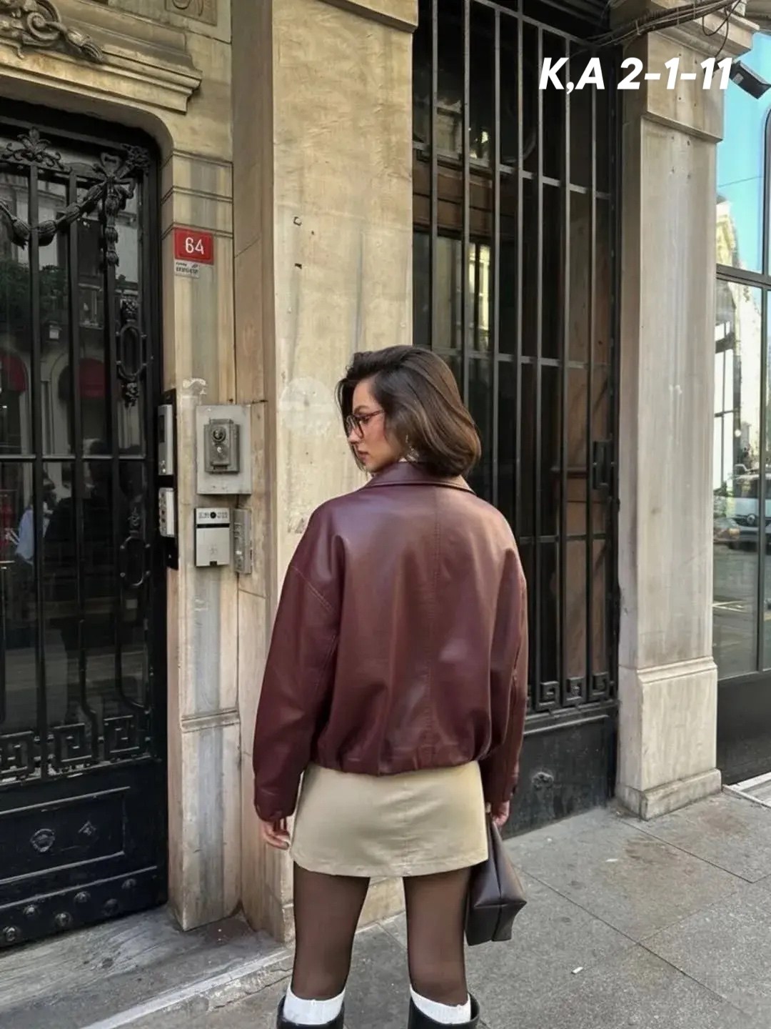 женская куртка из искусственной кожи,куртка кожаная,кожаная куртка женская,куртка женская демисезонная кожаная,куртка бомбер