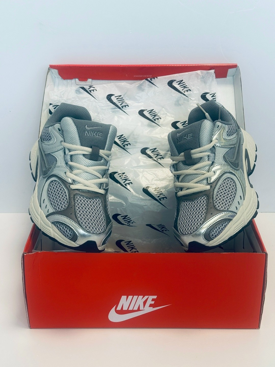 nike кроссовки,,кроссовки v5 rnr nike,кроссовки женскиe,российские кроссовки