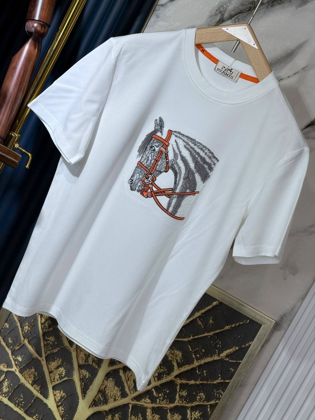 футболка hermes,футболки брендовые,футболка,футболки с вышивкой,футболки женская