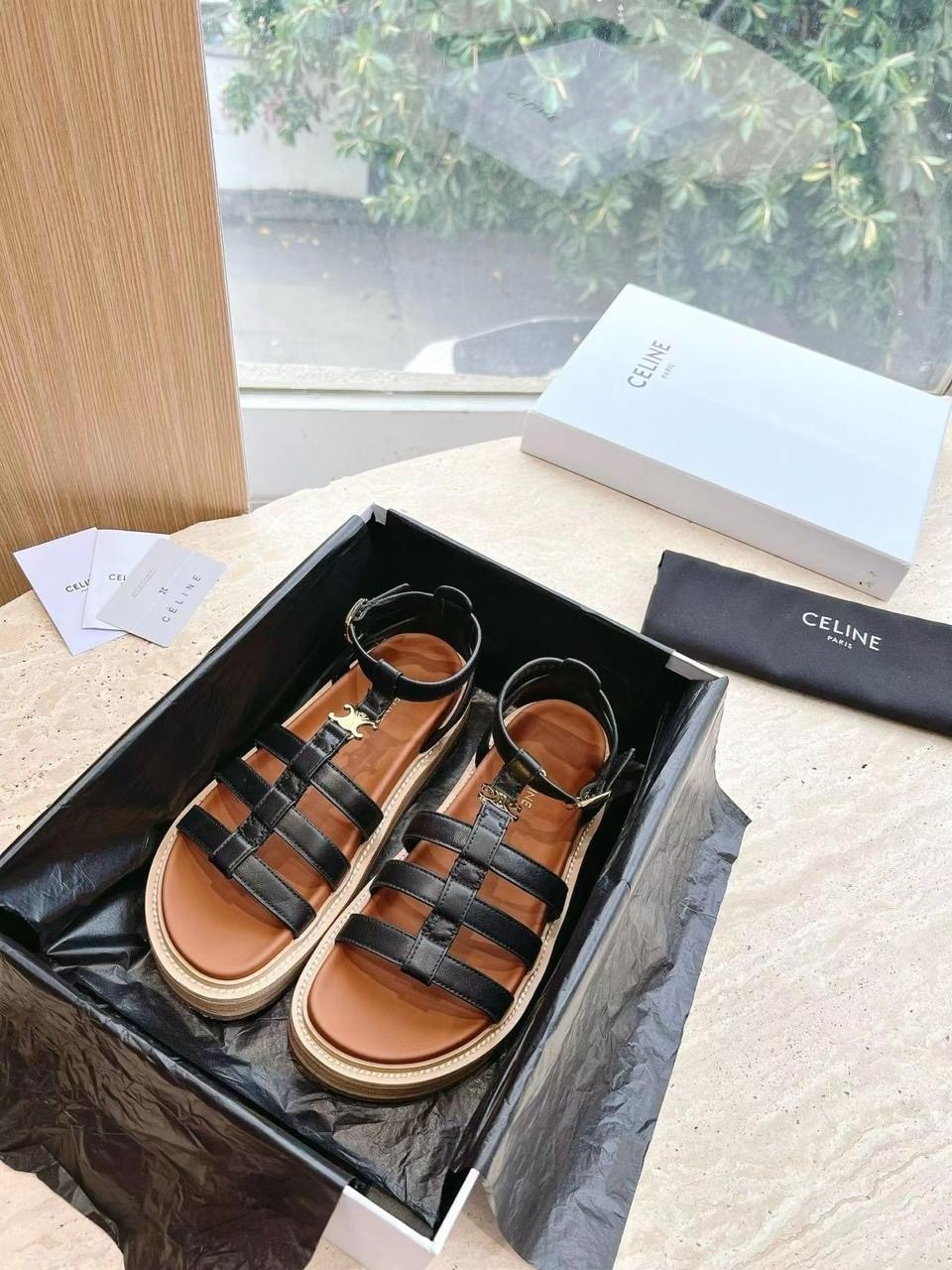 сандалии celine,босоножки celine,сандалии женские,сандалии celine 2026,сандали