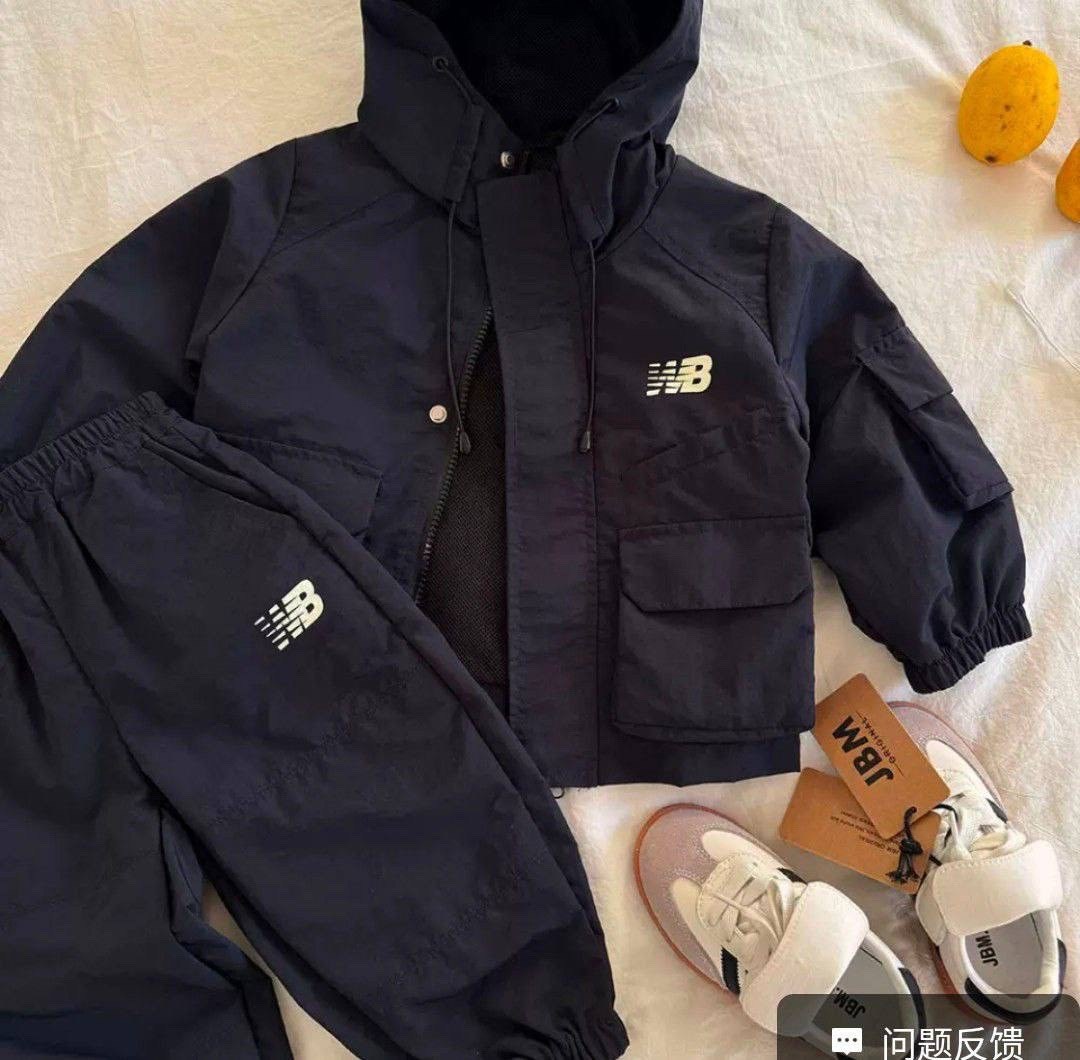 комплект одежды,одежда для подростка,комплект одежды девочке,детские спортивные костюмы,уличная куртка