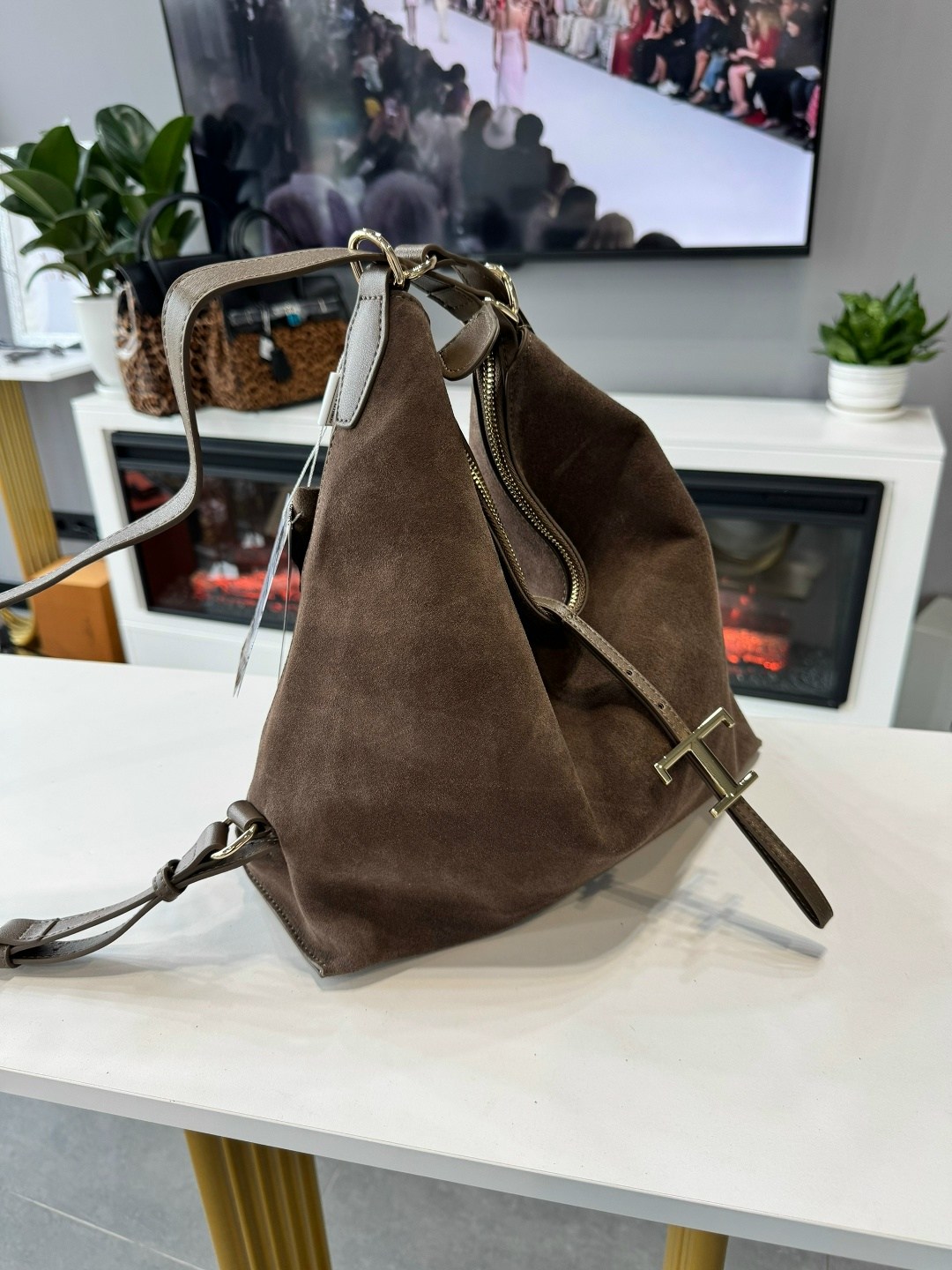 замшевая сумка,замшевая сумка женская,сумка замшевая натуральная женская,сумка женская натуральная замша черная,модные замшевые сумки