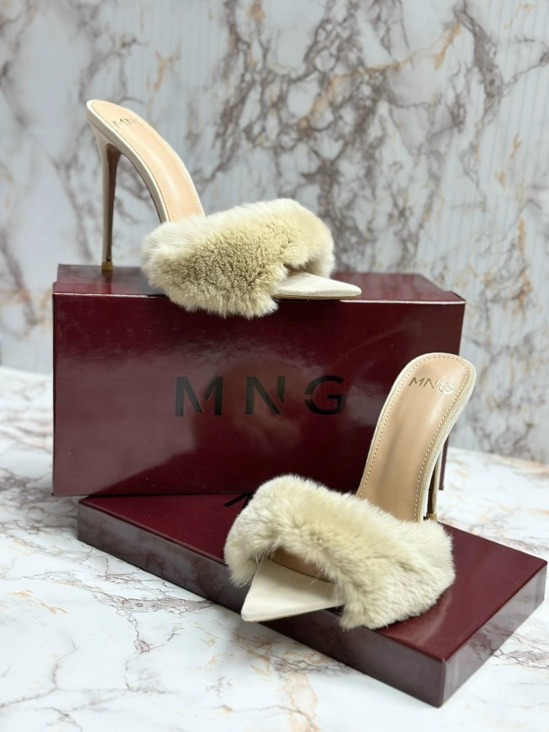 меховые босоножки на каблуке,меховые босоножки,шлепанцы с песцом,меховые босоножки на высоком каблуке,тапочки на каблуке