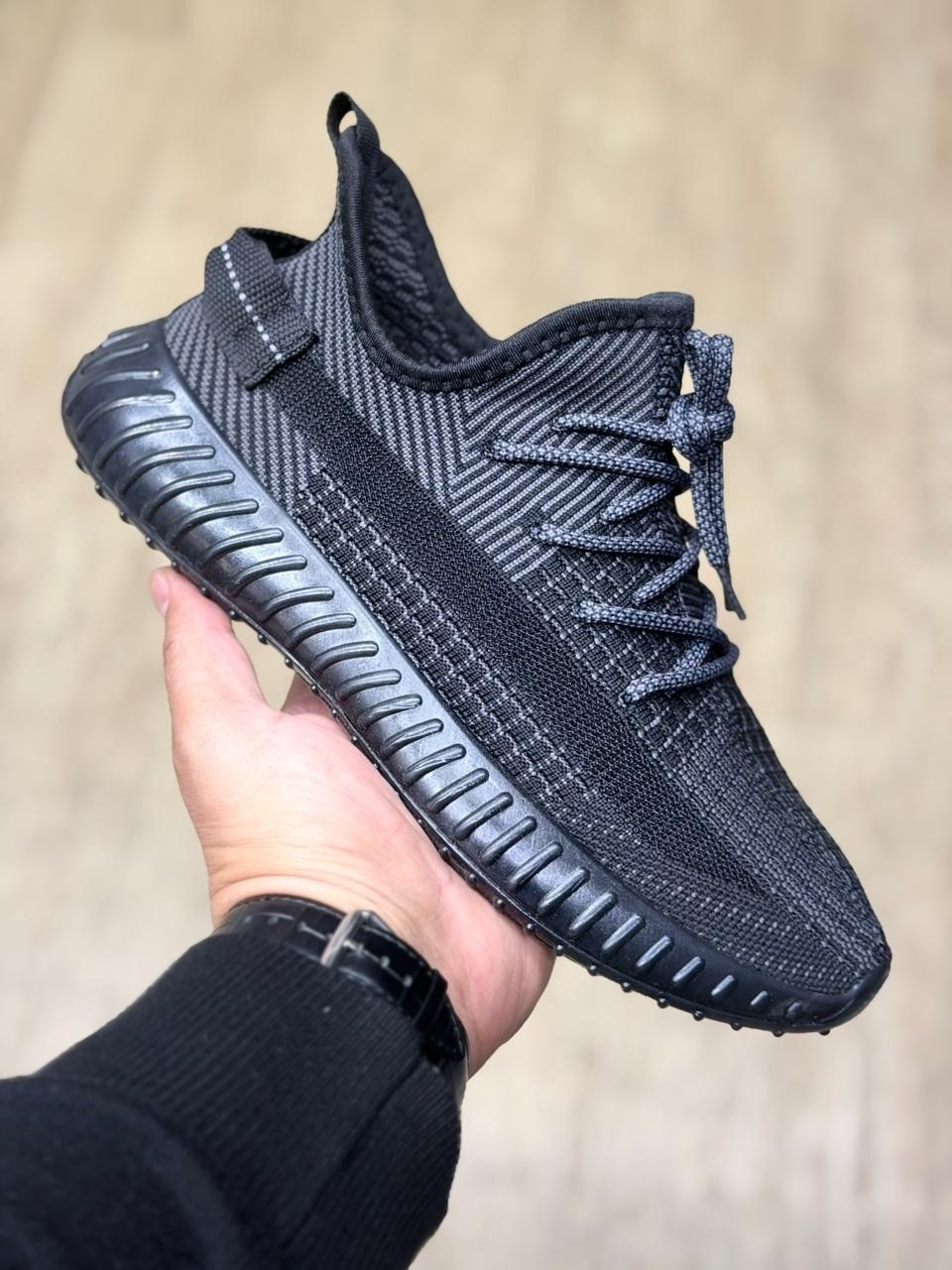 кроссовки мужские yeezy boost 350,адидас изи буст 350 в2,кроссовки yeezy boost 350,кроссовки adidas yeezy boost 350,кроссовки adidas yeezy boost