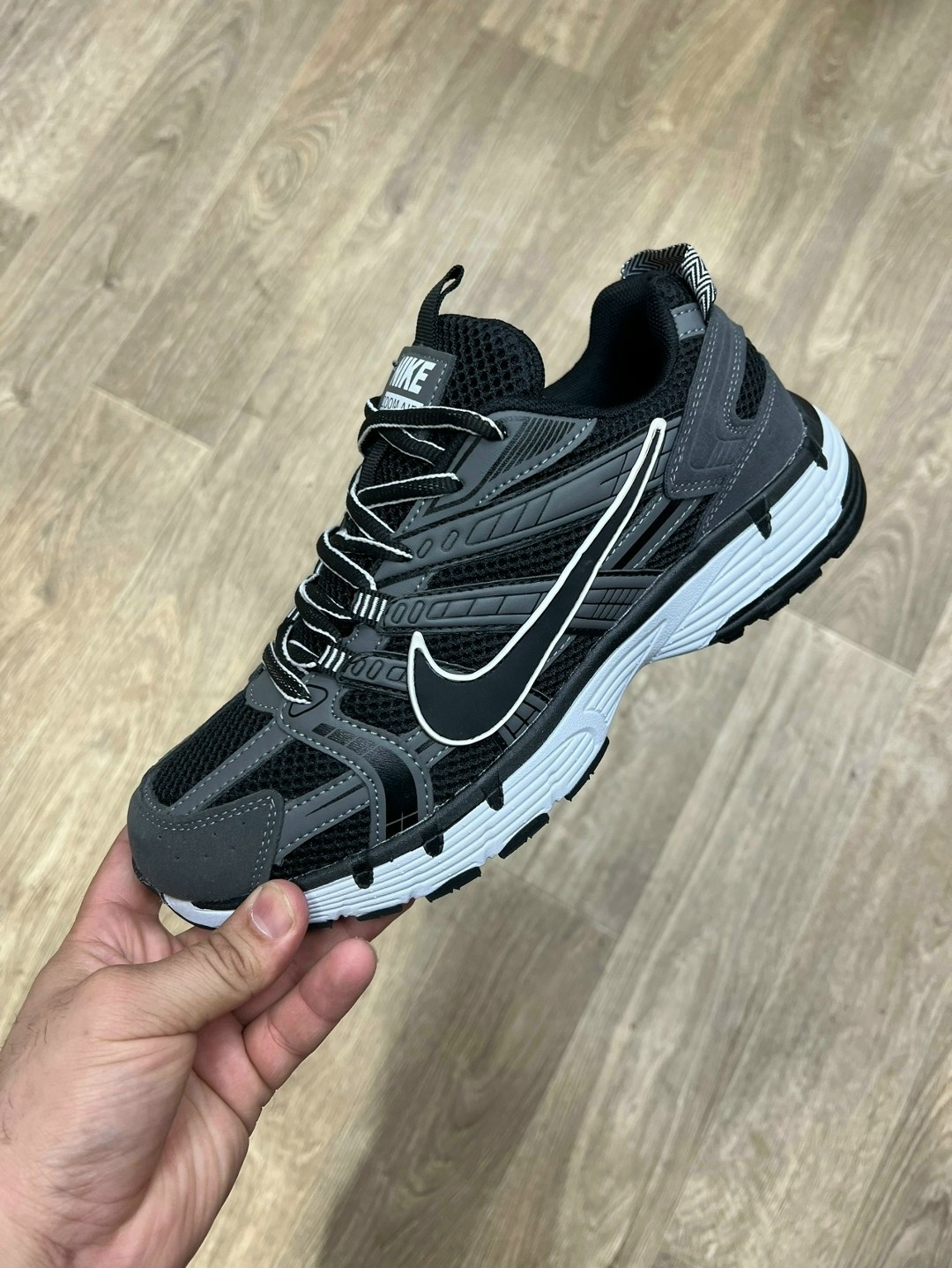 кроссовки,кроссовка мужской,кроссовки nike,кроссовки nike air zoom vomero 5,мужские кроссовки