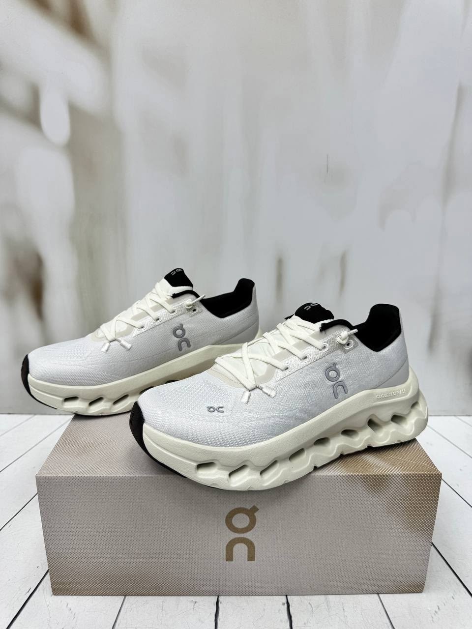 кроссовки on,кроссовки on cloudtilt black ivory белый черный,кроссовки cпортивные,кроссовки женскиe,спортивная