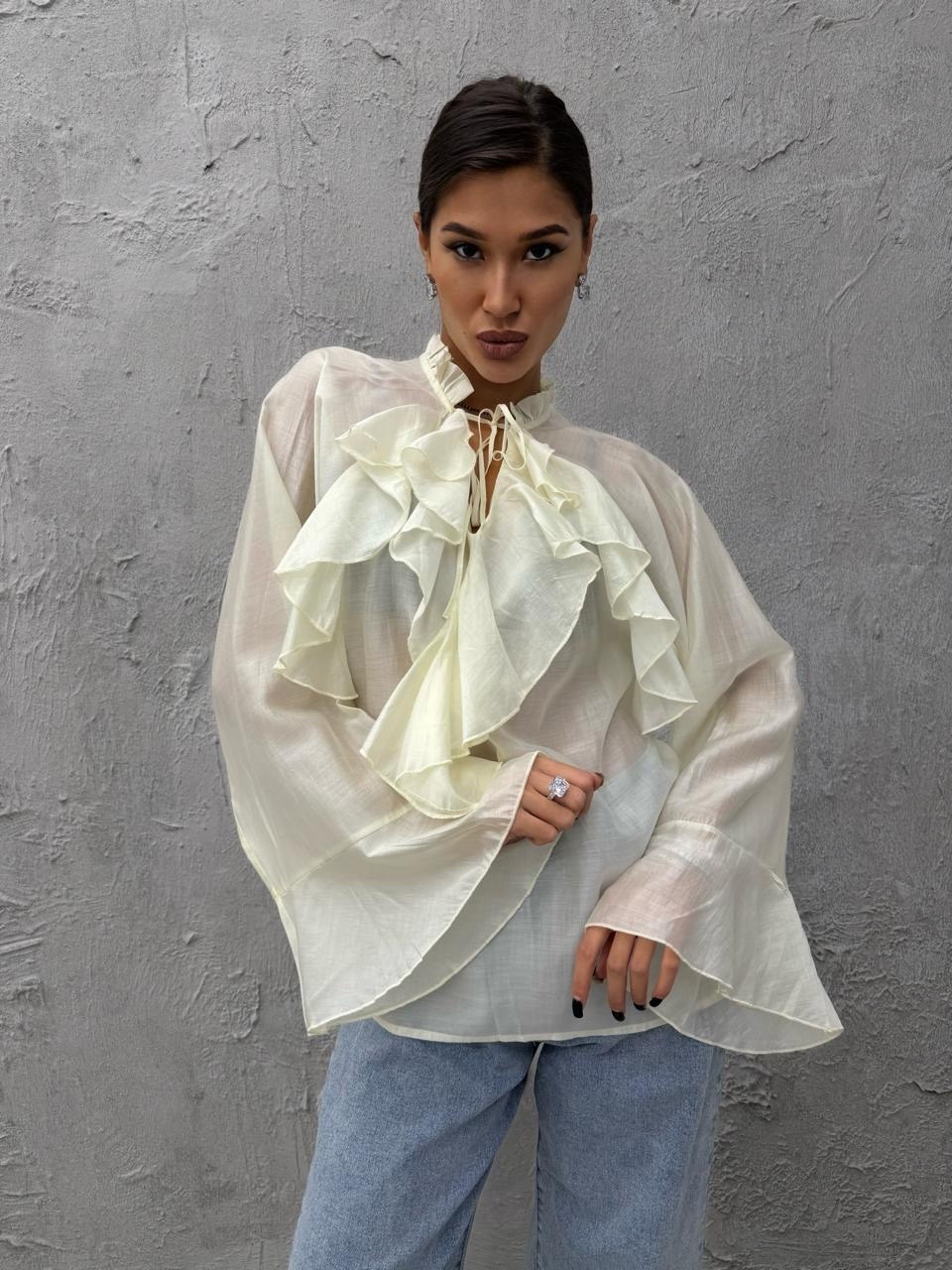 блуза шифоновая,блузка с оборками,блузка стильная,блуза кремовый,блуза с рюшами