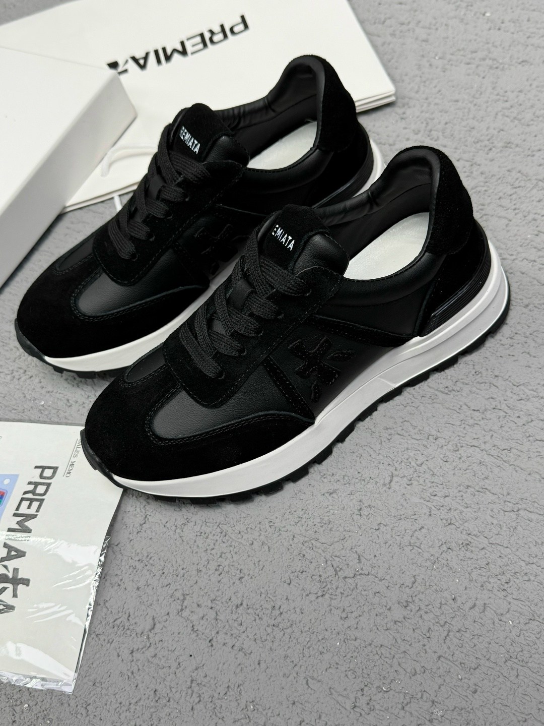 кроссовки женскиe,замшевые кроссовки,женские замшевые кроссовки,,женские кроссовки из замши