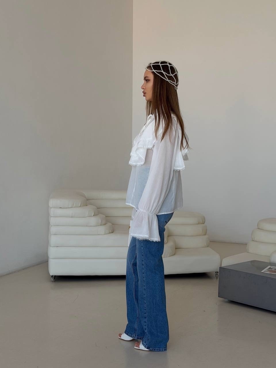 блузка с оборками,блузка с рюшами для женщин,прозрачная блузка с рюшами,белая блузка с рюшами,блузка в стиле бохо