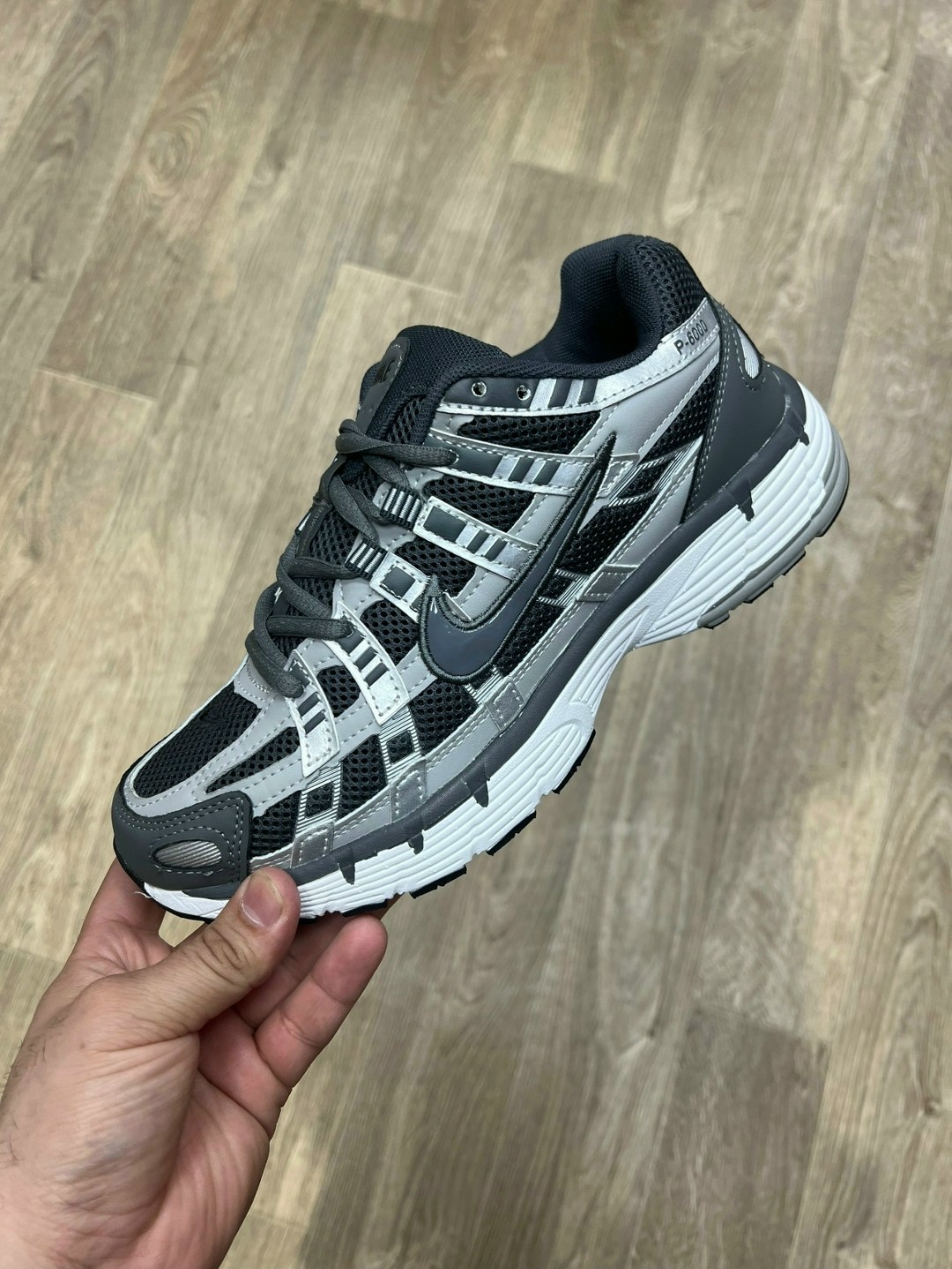 кроссовки,кроссовка мужской,кроссовки nike,кроссовки nike air zoom vomero 5,мужские кроссовки