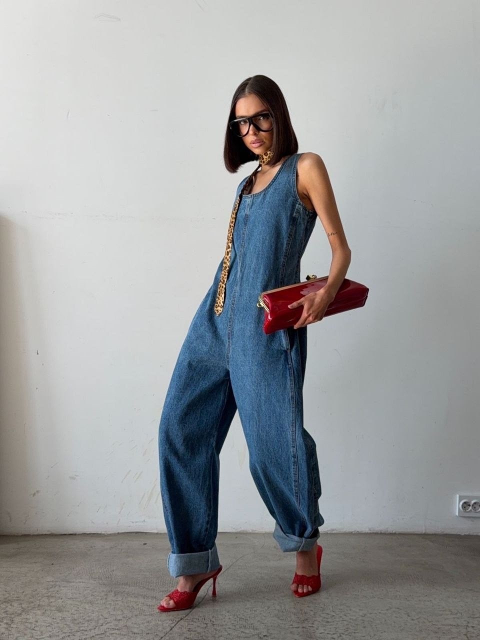 джинсовый комбинезон,комбинезон женский джинсовый,комбинезон джинс,женские комбинезоны,джинсовый комбез