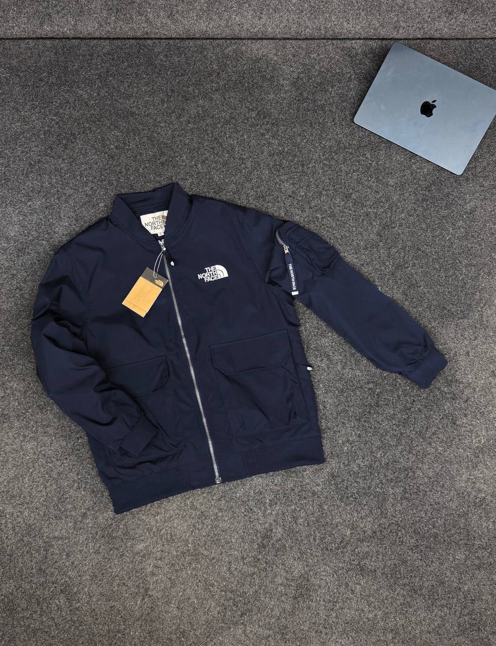 куртка бомбер весенняя,куртка бомбер,мужская куртка бомбер,бомбер the north face,ветровка the north face