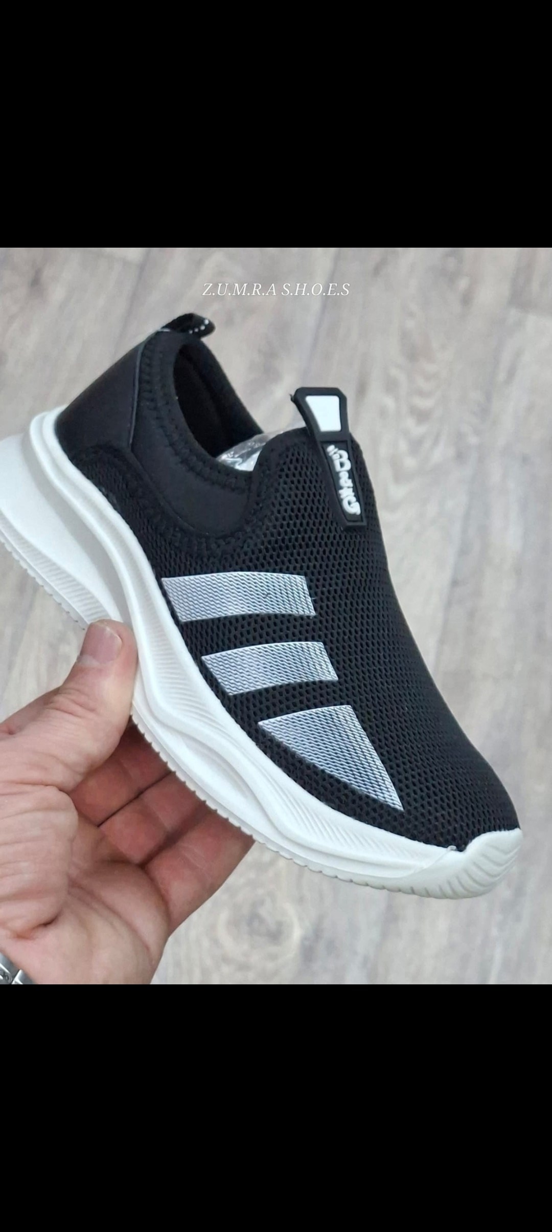 кроссовки adidas,кроссовки,спортивная ,слипы ,детские кроссовки