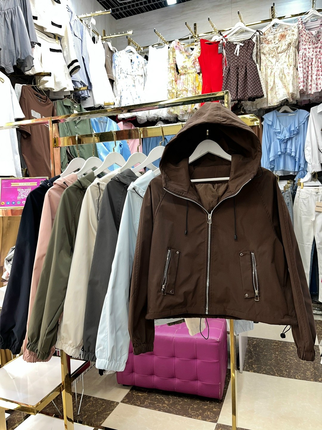 куртка стильная,ветровка,куртка демисезонная,женская ветровка,легкая куртка