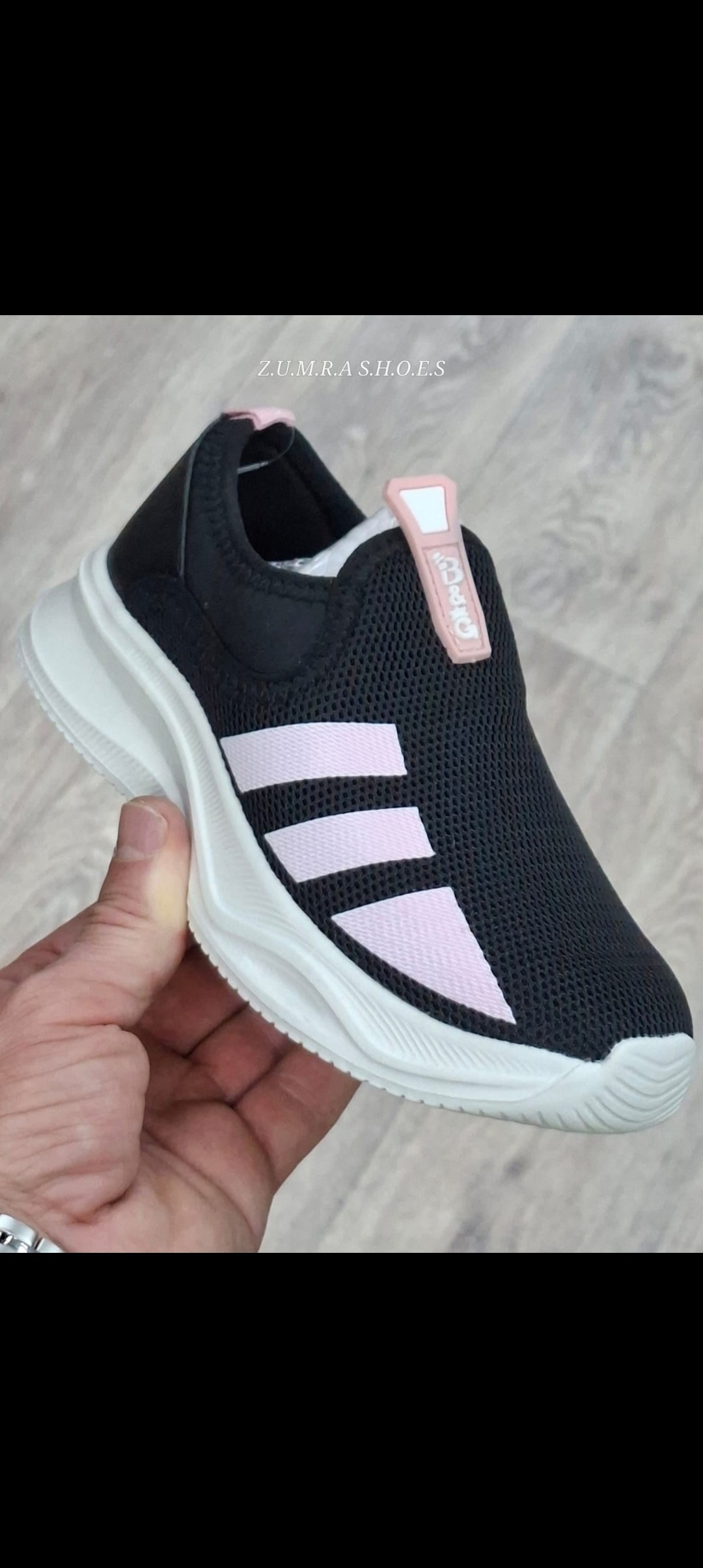 кроссовки adidas,кроссовки,спортивная ,слипы ,детские кроссовки