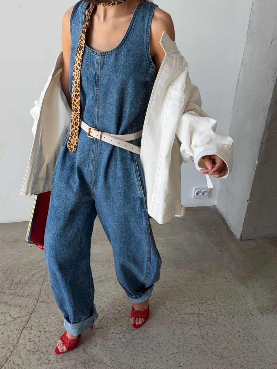 джинсовый комбинезон,комбинезон женский джинсовый,комбинезон джинс,женские комбинезоны,джинсовый комбез