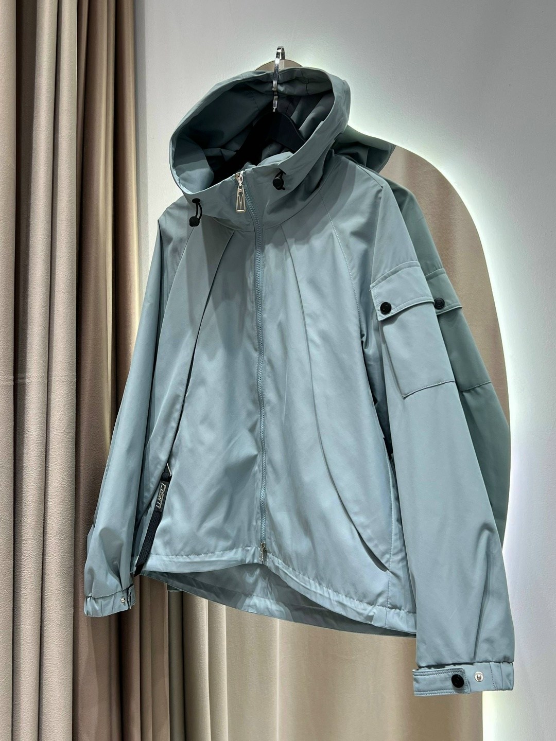 куртка демисезонная,куртка женская,женская ветровка,легкая куртка,куртка