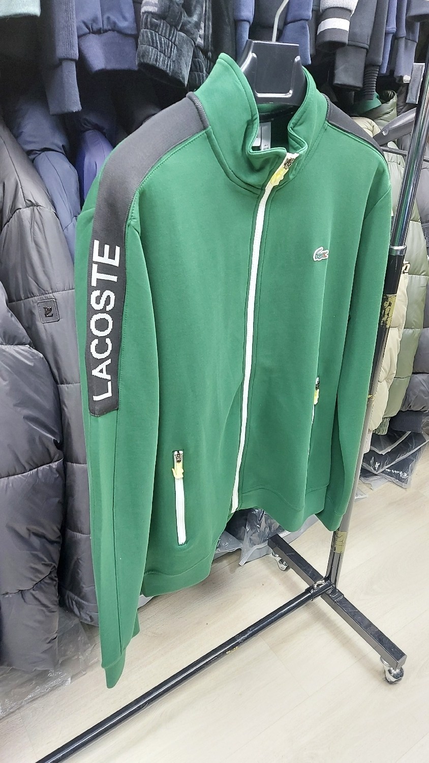 куртка original paris lacoste зеленый,lacoste зеленый,ткань лакоста спортивный костюм,лакосте зеленый,бомбер lacoste