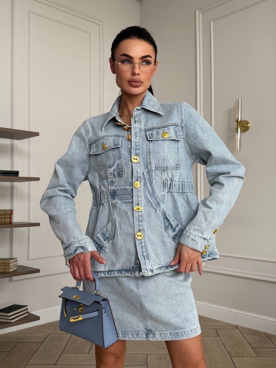 джинсовая куртка женская,джинсовая куртка,женский джинсовый костюм,джинсовые костюмы,джинсовая юбка