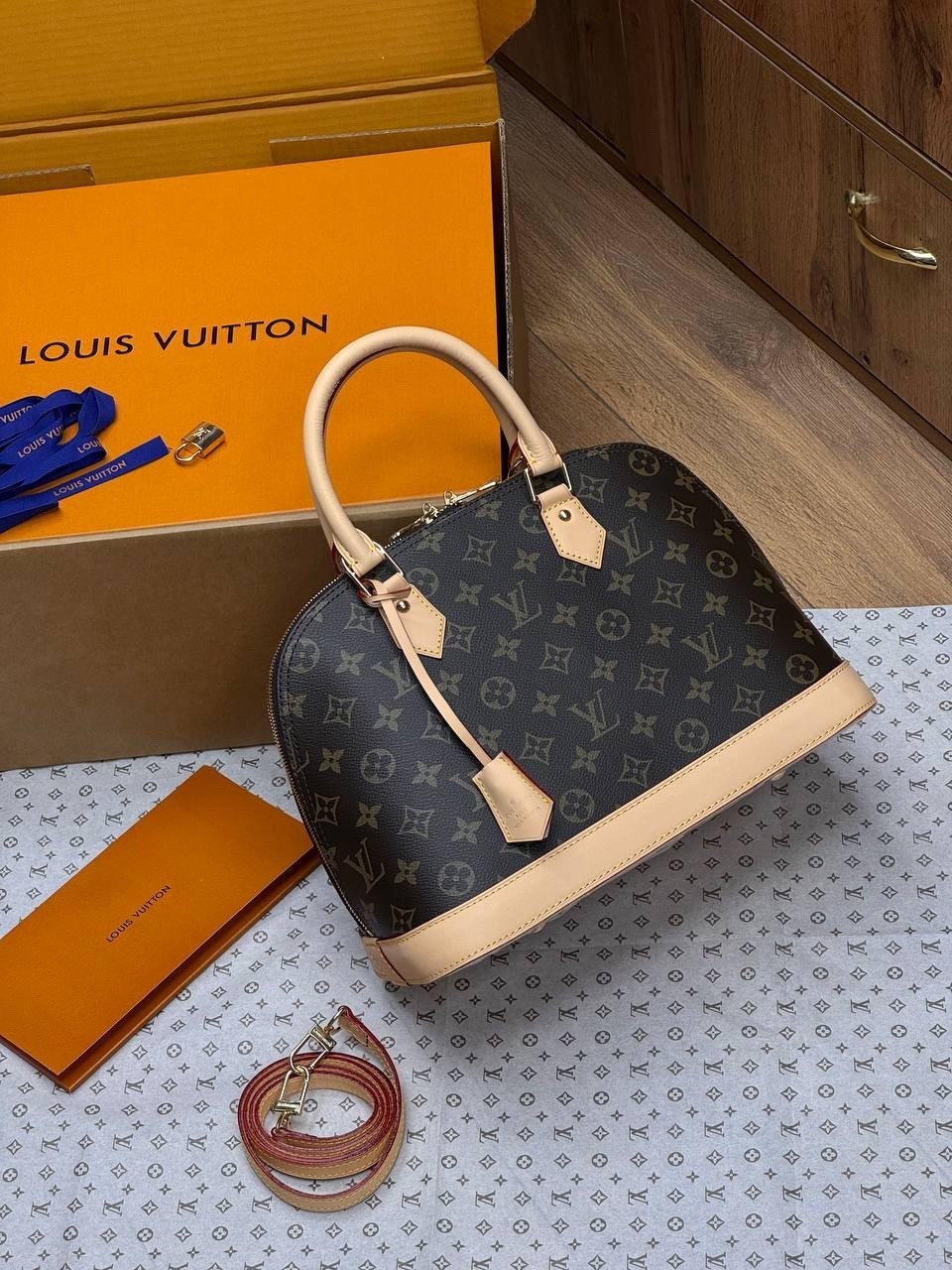 сумка louis vuitton,луи виттон сумка,сумка louis vuitton женская,сумка купол,сумочка луи виттон