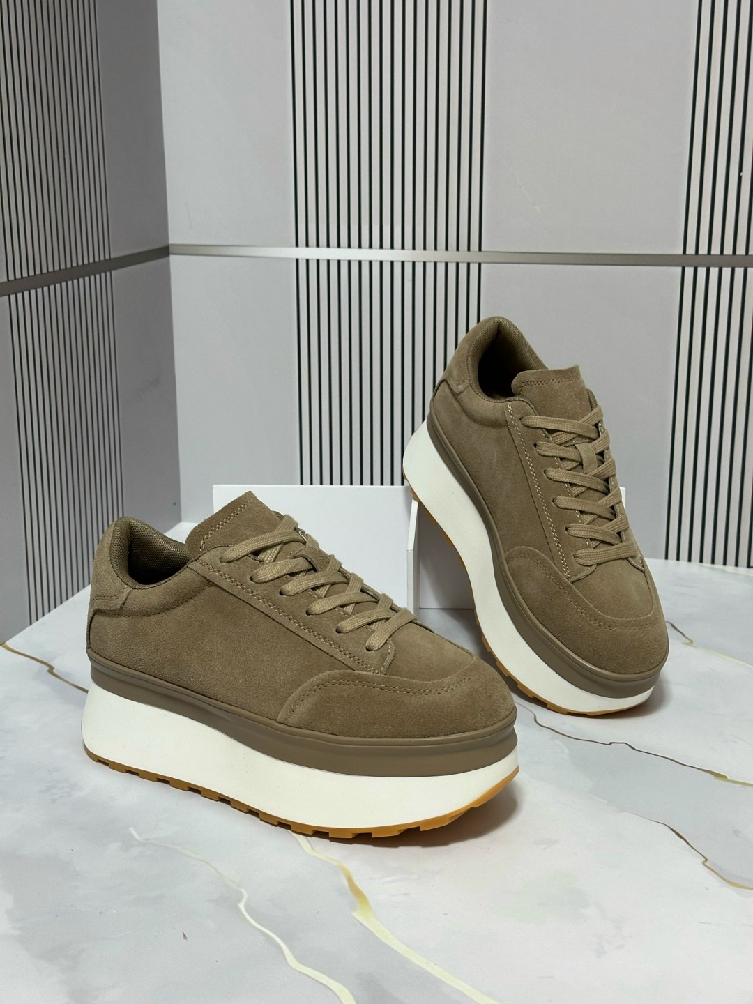 ,кроссовки женские,кроссовки женские на платформе,повседневные кроссовки,женские кроссовки на высокой подошве