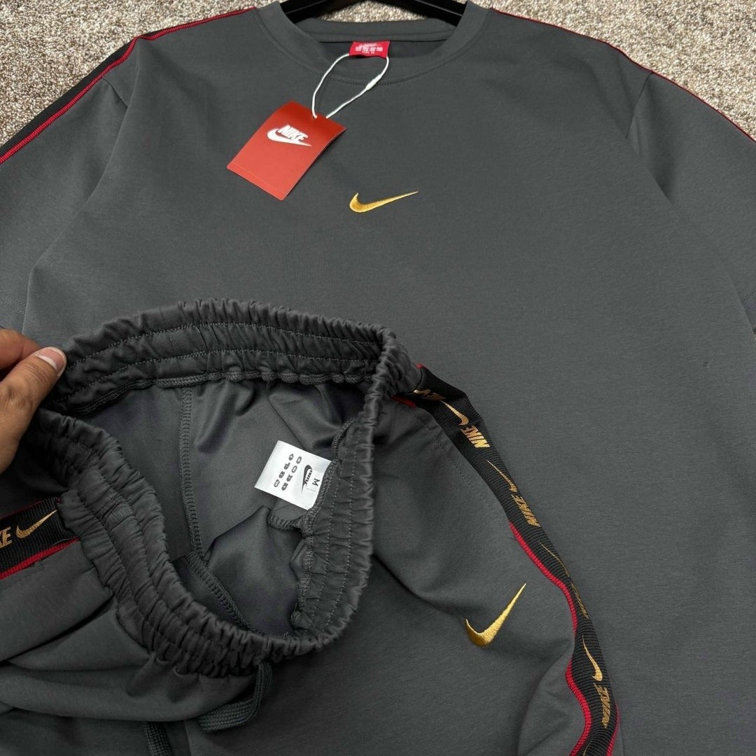 спортивный костюм emporio armani,мужские спортивные костюмы,костюм мужской,мужской свитшот