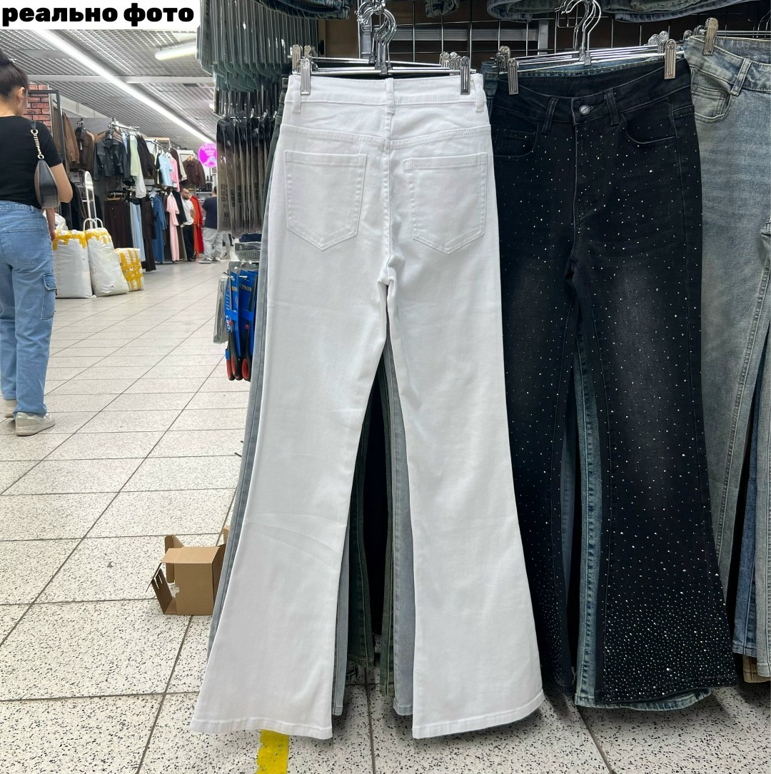 белые джинсы клеш,джинсы белые,джинсы брюки,женские джинсы,белые широкие джинсы