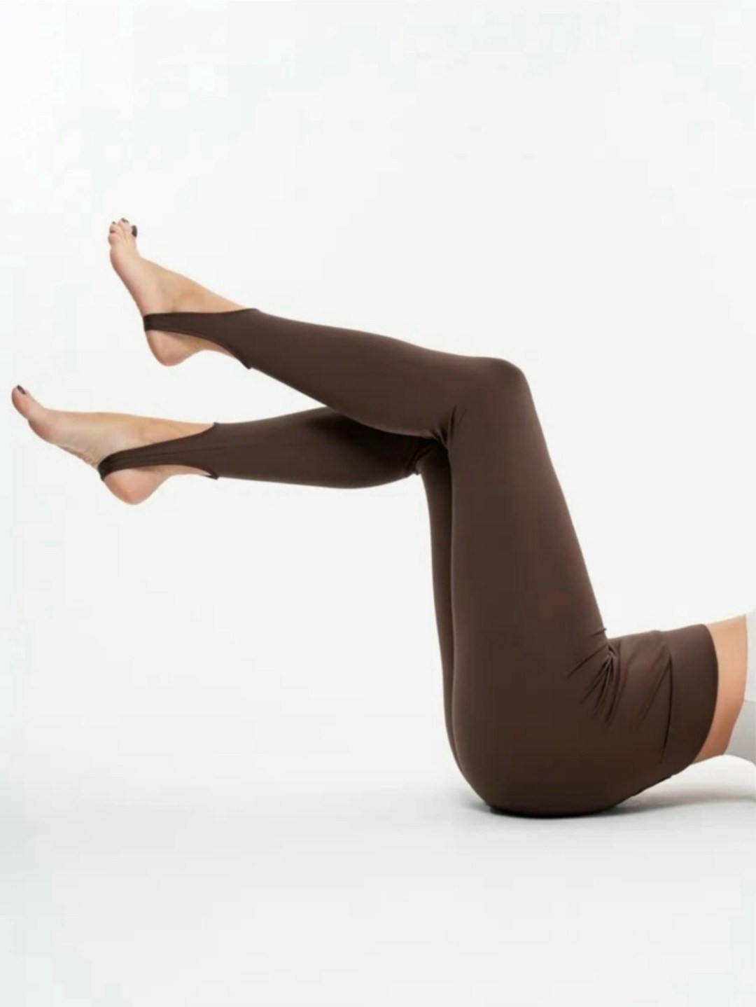 легинсы со штрипками,леггинсы со штрипками,женские леггинсы,легинсы женские,лосины со штрипками