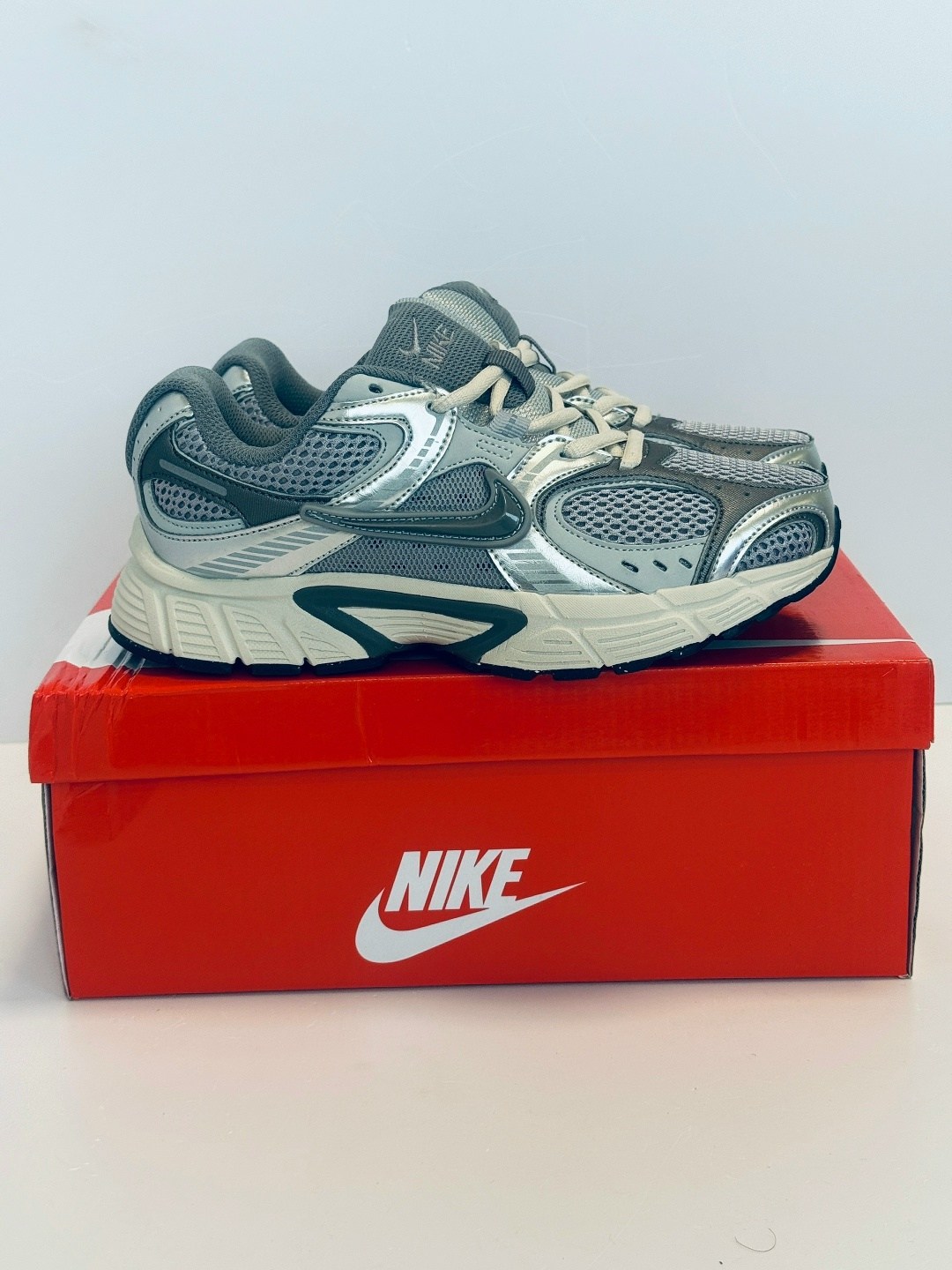 nike кроссовки,,кроссовки v5 rnr nike,кроссовки женскиe,российские кроссовки