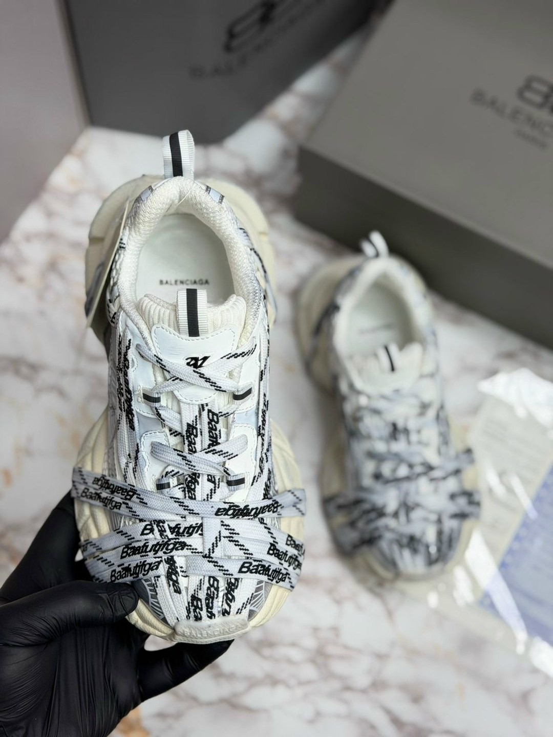 кроссовки balenciaga,кроссовки баленсиага женские оригинал,кроссовки женские balenciaga,баленсиаги женские,кроссовки баленсиага женские