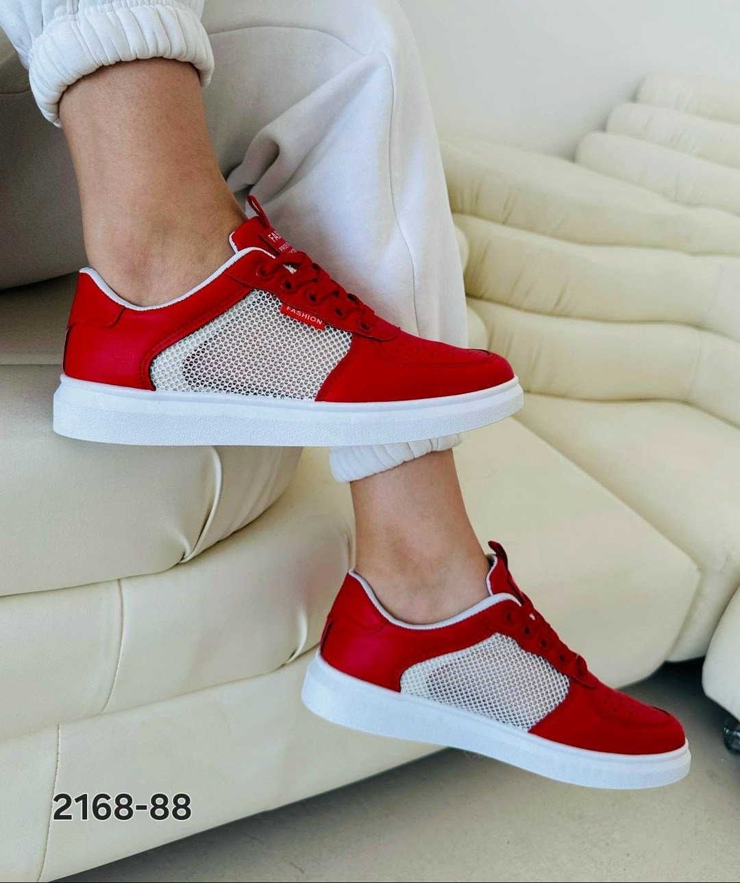 ,кеды красные,женские кеды,женские кроссовки,кеды женские красные