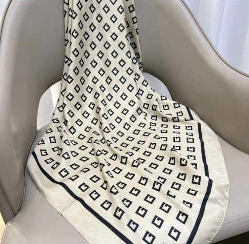 шарфы для женщин,шелковый шарф,платки для женщин,шарф платок,шарф с принтом